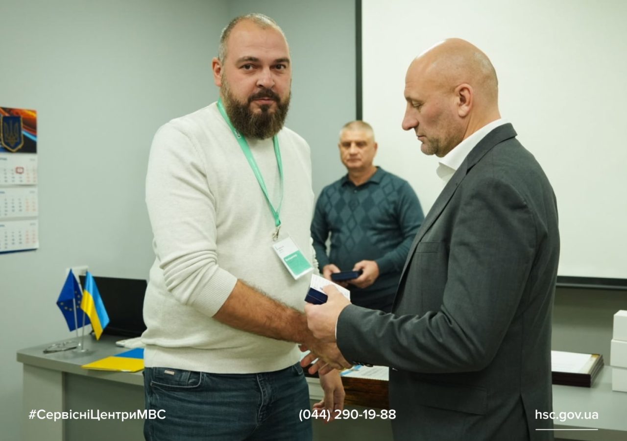 bfc617f4-5288-443b-9267-194eb9b890e2